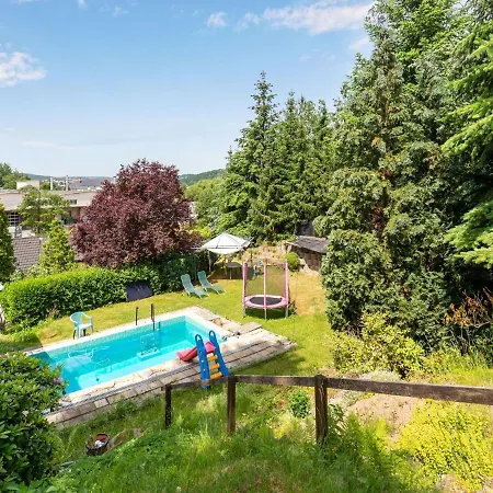 Apartment In With Pool In The Garden Dresden