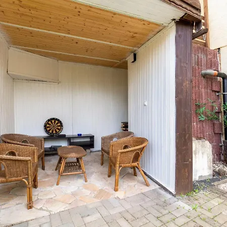 Ruhige Gartenwohnung In * 德累斯顿