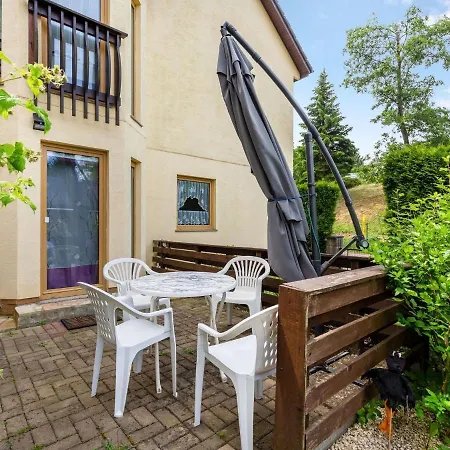 Ruhige Gartenwohnung In * Dresden