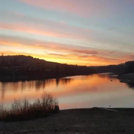 Daire Ruhige Gartenwohnung In *