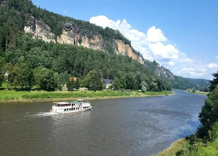 Appartement Ruhige Gartenwohnung In *