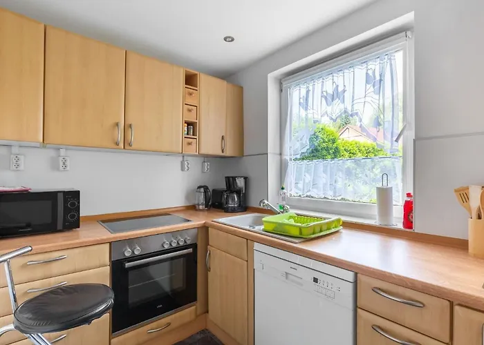Ruhige Gartenwohnung In Апартаменты Дрезден